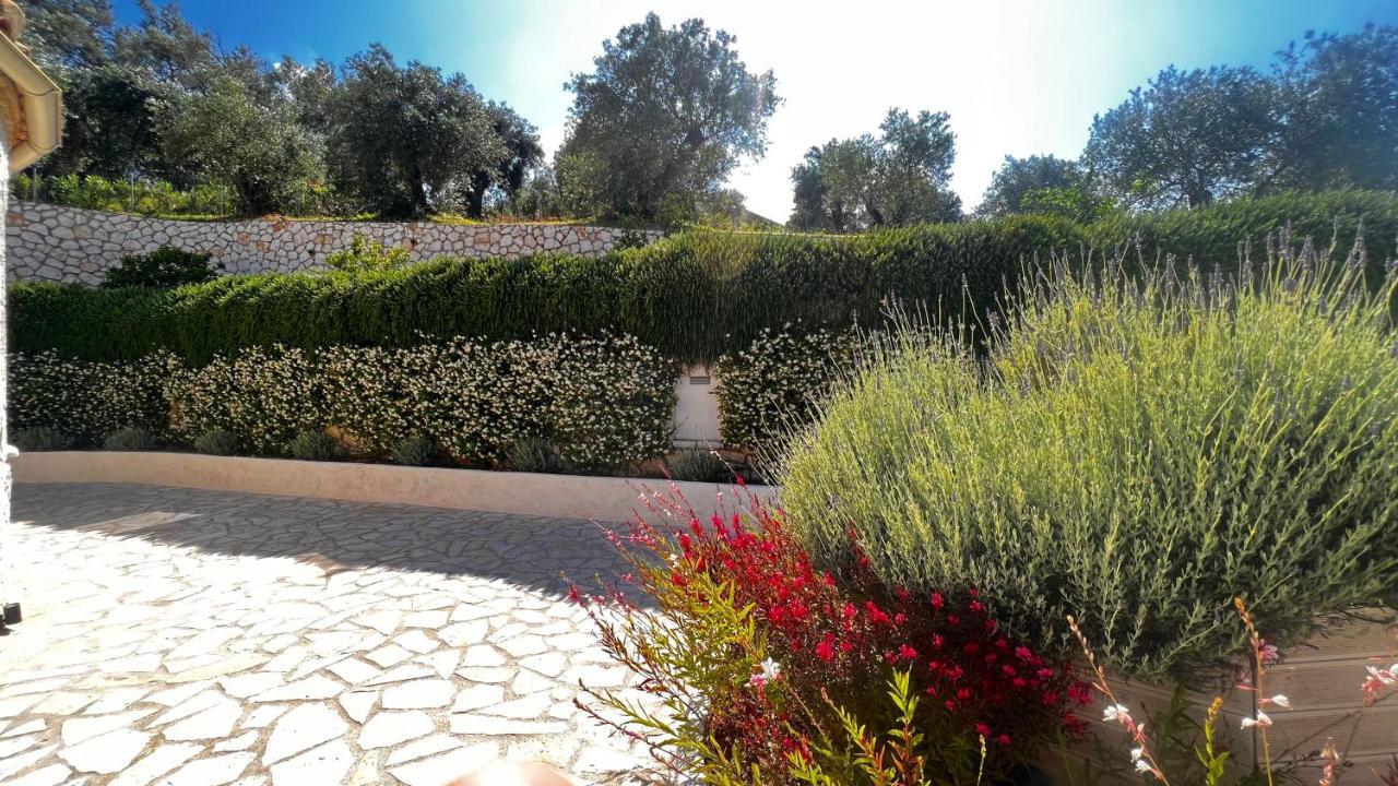 Villa Sania Kassiopi Exterior photo